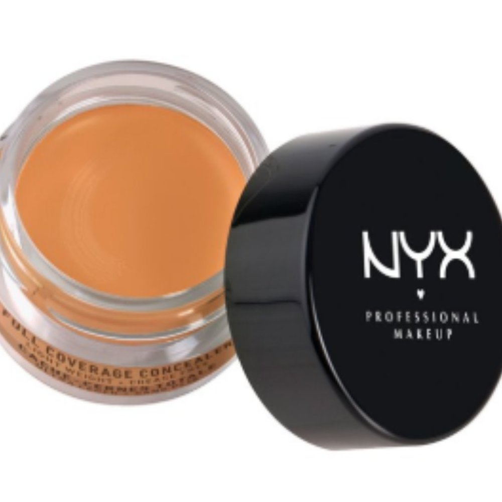 {NYX} Full Coverage Concealer Jar in Golden